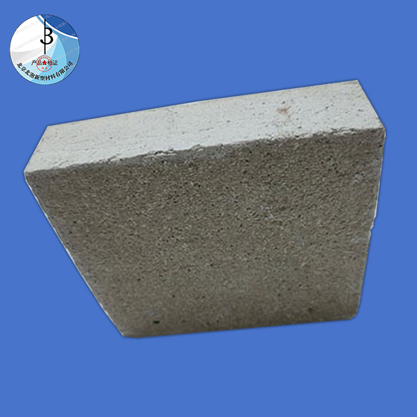 氣凝膠復(fù)合板(專利產(chǎn)品：實(shí)用新型專利證書，專利號(hào)ZL2023 2 1041840.3)