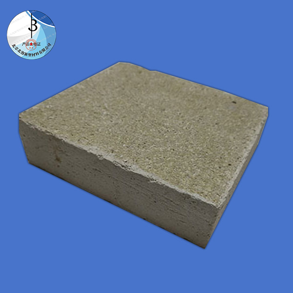氣凝膠復(fù)合板(專利產(chǎn)品：實(shí)用新型專利證書，專利號(hào)ZL2023 2 1041840.3)